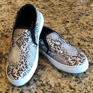 Qupid snakeskin slip on sneakers